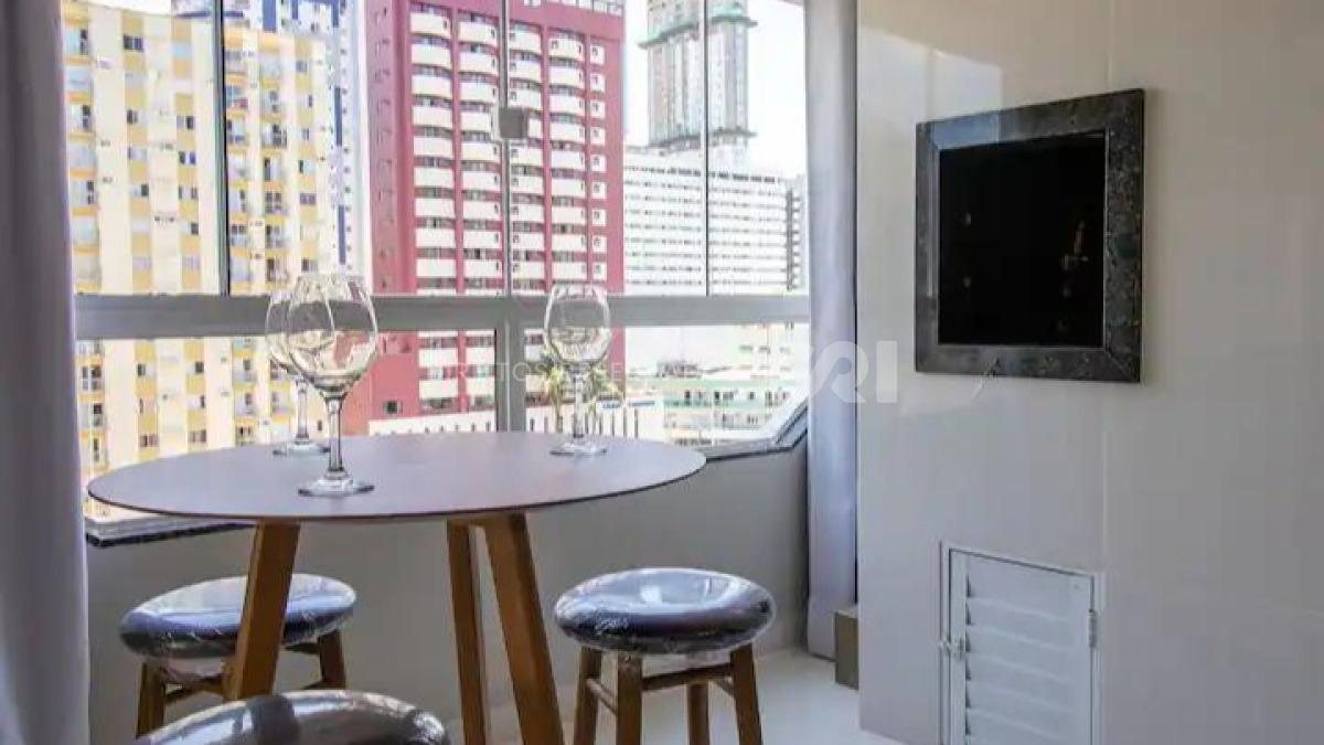 Cobertura duplex no Residencial Costa Bella com 4 dormitórios no Centro Balneário Camboriú