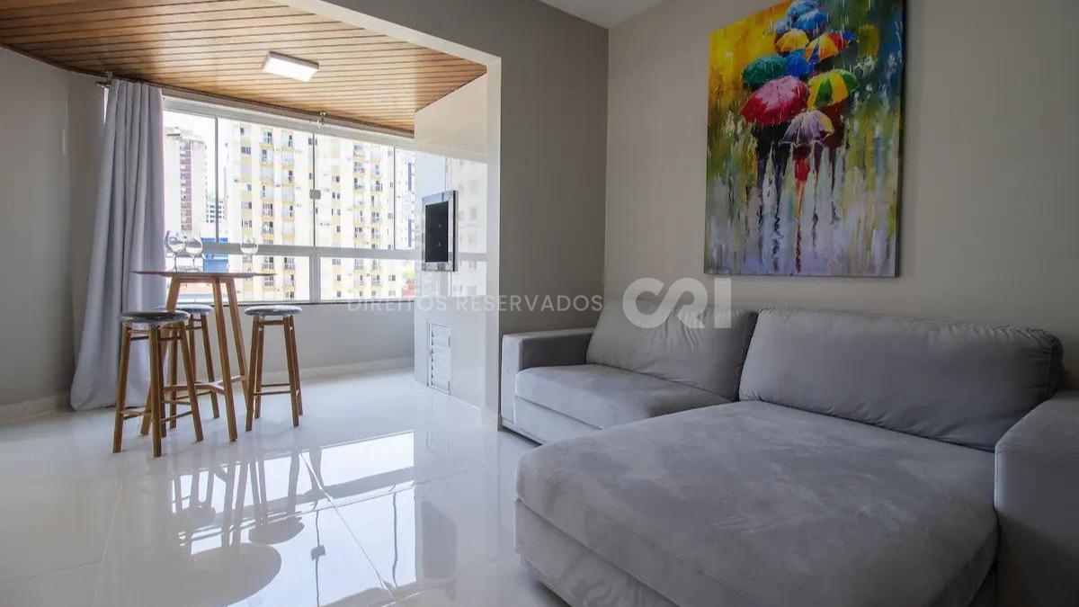 Cobertura duplex no Residencial Costa Bella com 4 dormitórios no Centro Balneário Camboriú