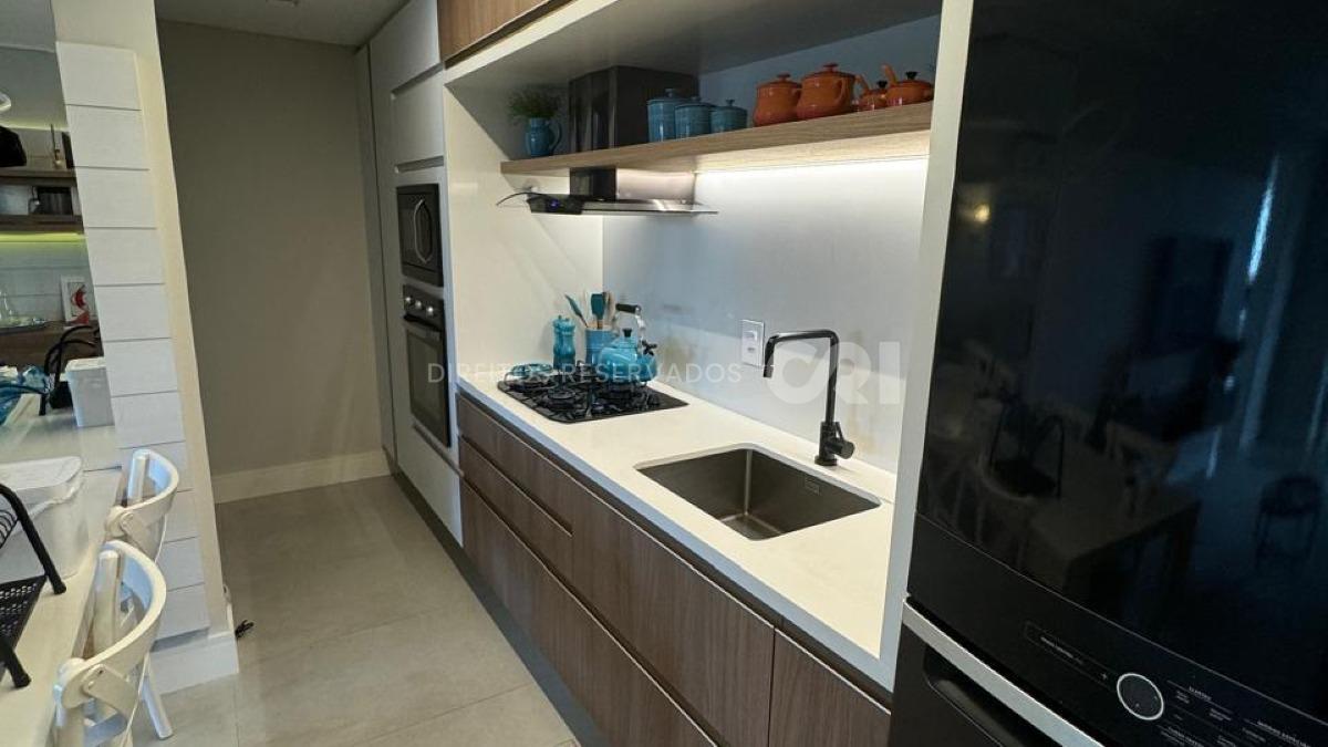 Apartamento 75m² com 2 Suítes no Edifício Brava Hills na Praia dos Amores em Balneário Camboriú
