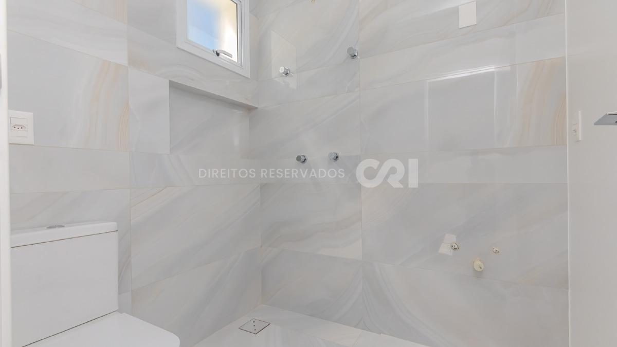 Apartamento 153m² com 4 Suítes no Zaha Building na Meia Praia em Itapema