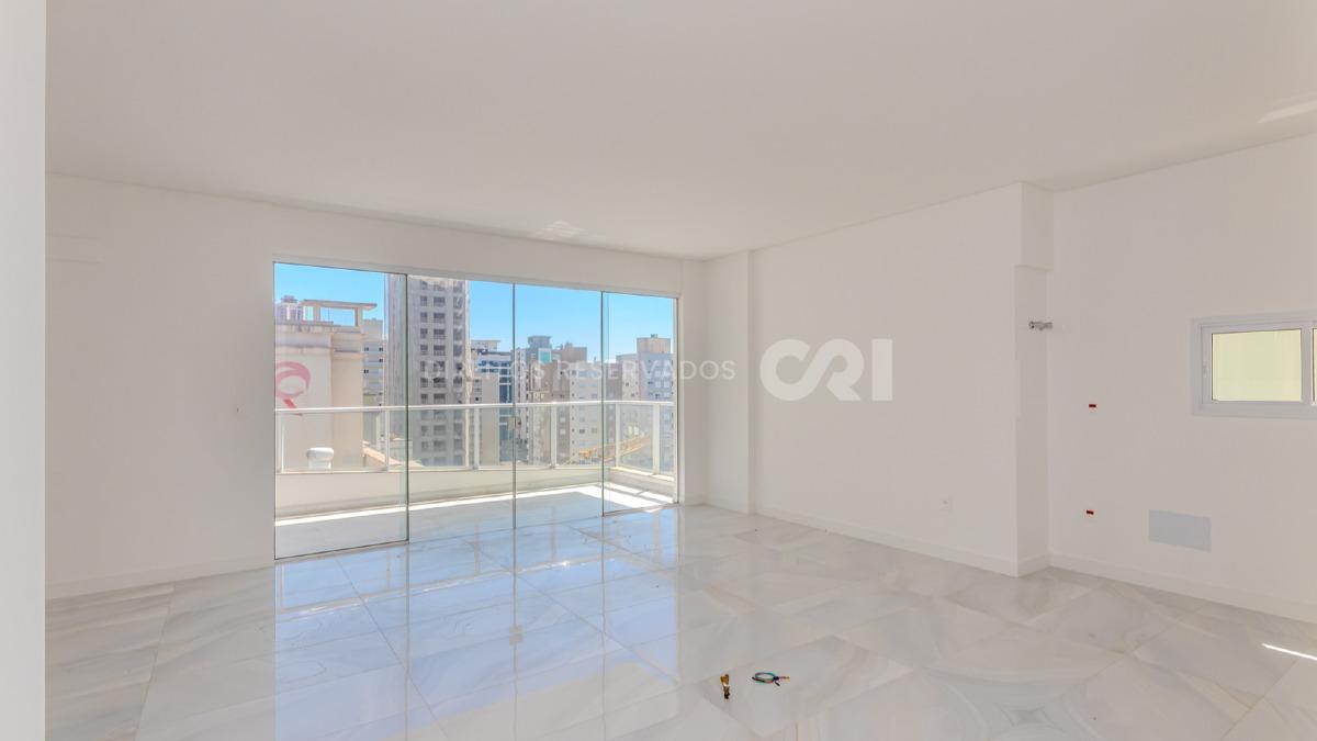 Apartamento 153m² com 4 Suítes no Zaha Building na Meia Praia em Itapema