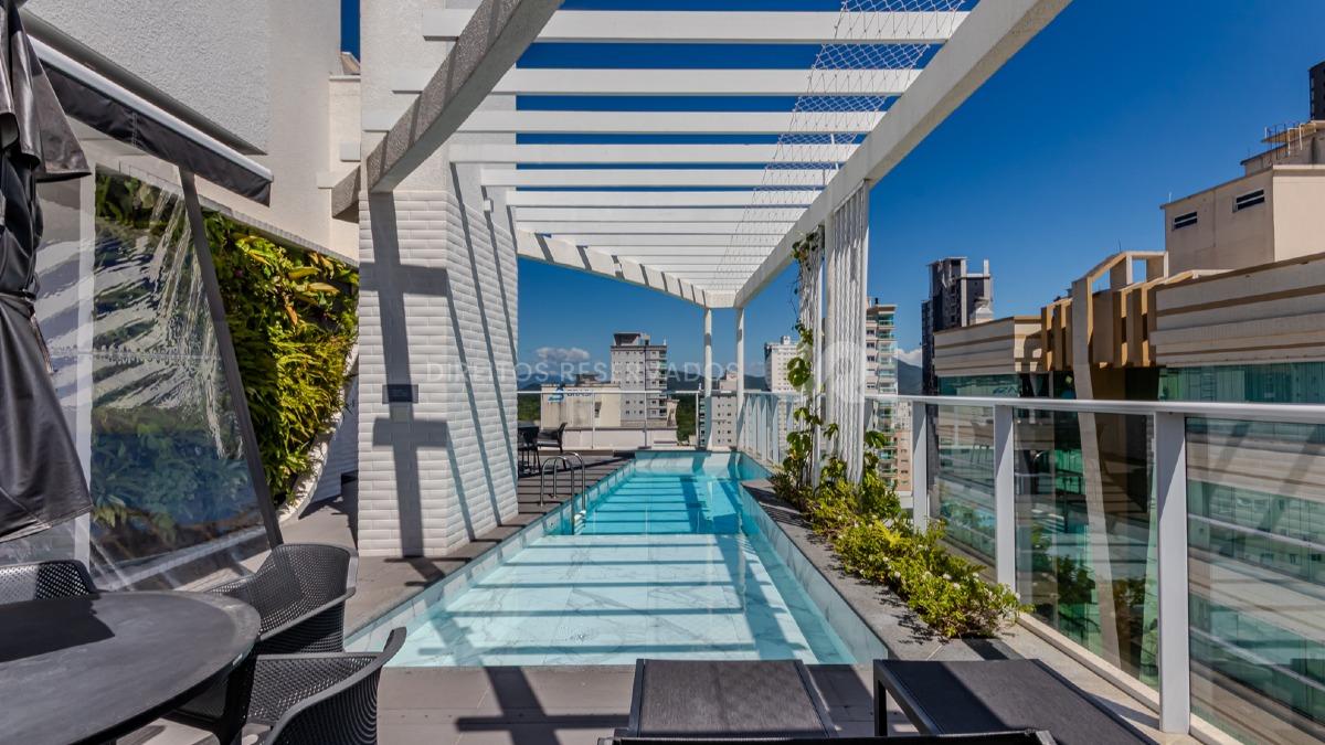 Apartamento 153m² com 4 Suítes no Zaha Building na Meia Praia em Itapema