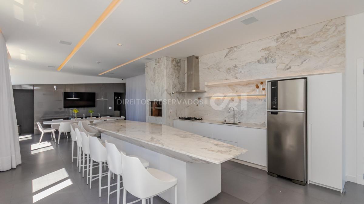 Apartamento 153m² com 4 Suítes no Zaha Building na Meia Praia em Itapema