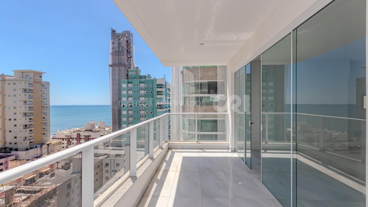 Apartamento com 4 Suítes no Zaha Building na Meia Praia, Itapema