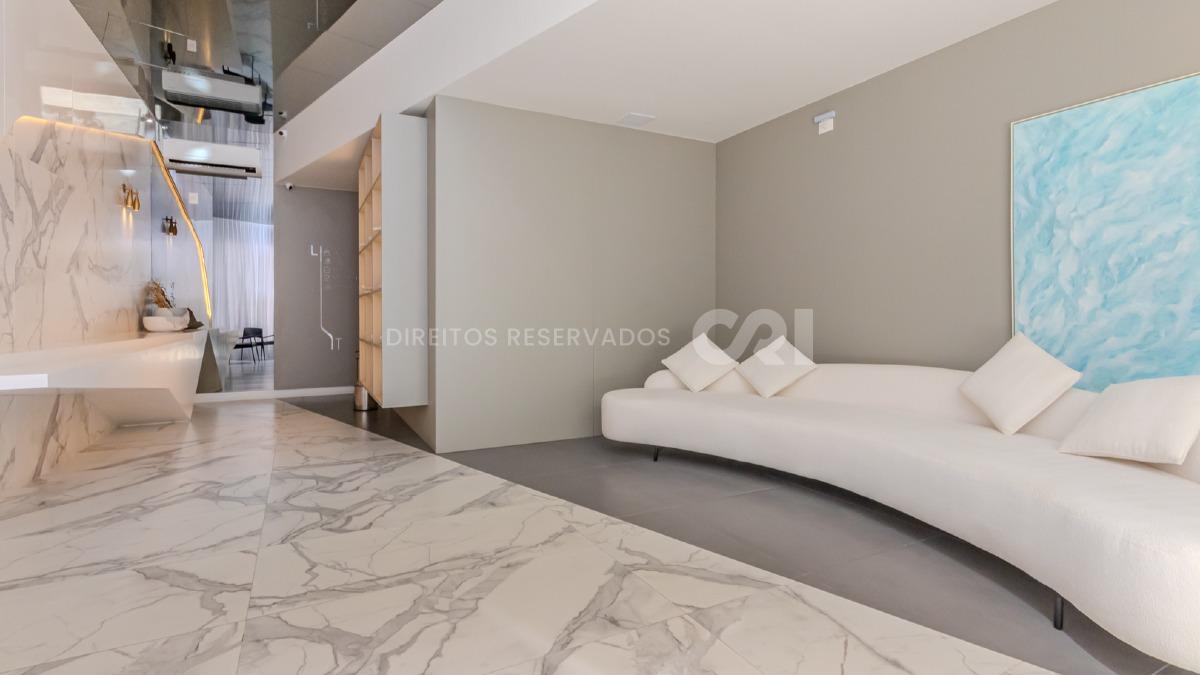 Apartamento com 4 Suítes no Zaha Building na Meia Praia, Itapema