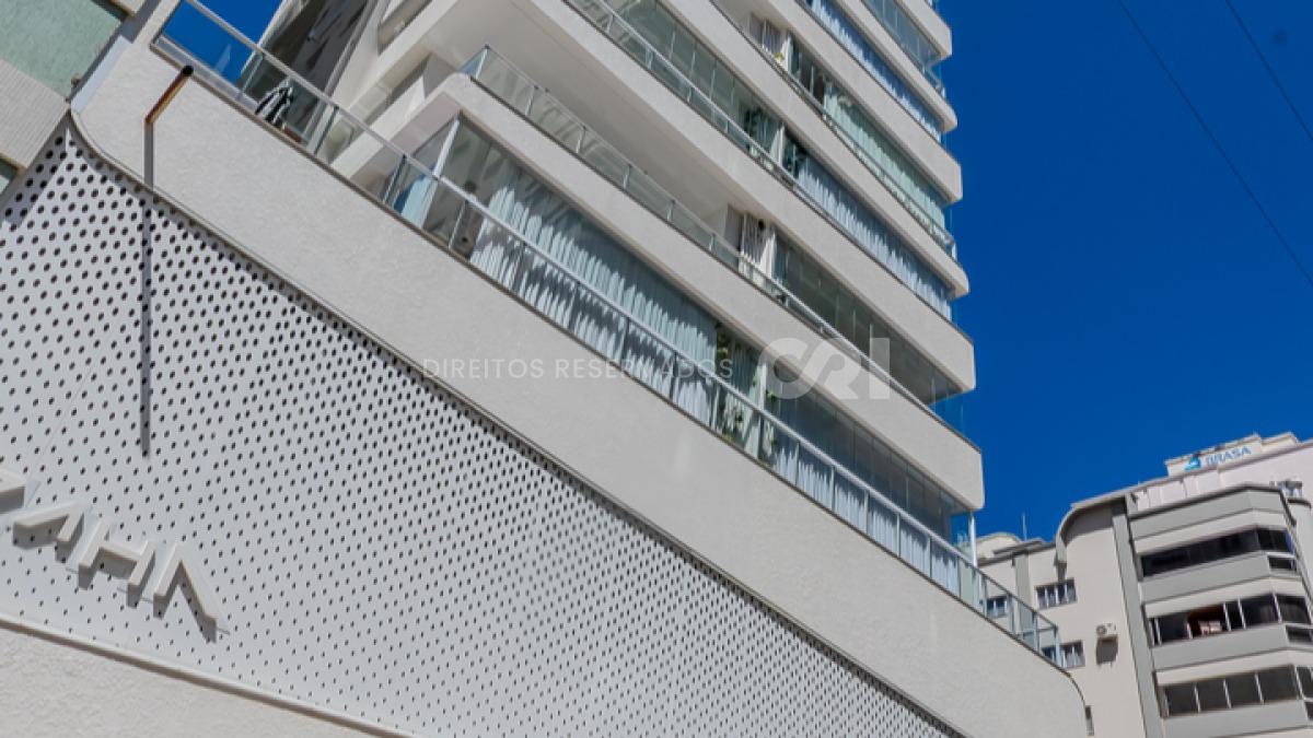 Apartamento com 4 Suítes no Zaha Building na Meia Praia, Itapema