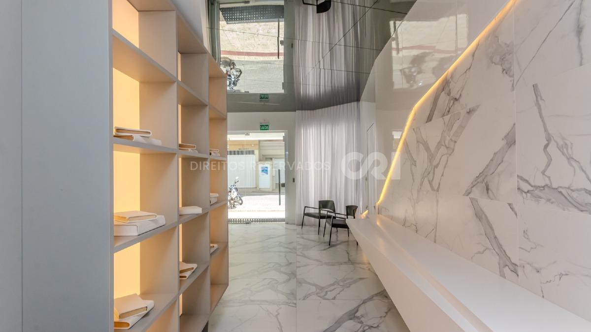 Apartamento com 4 Suítes no Zaha Building na Meia Praia, Itapema