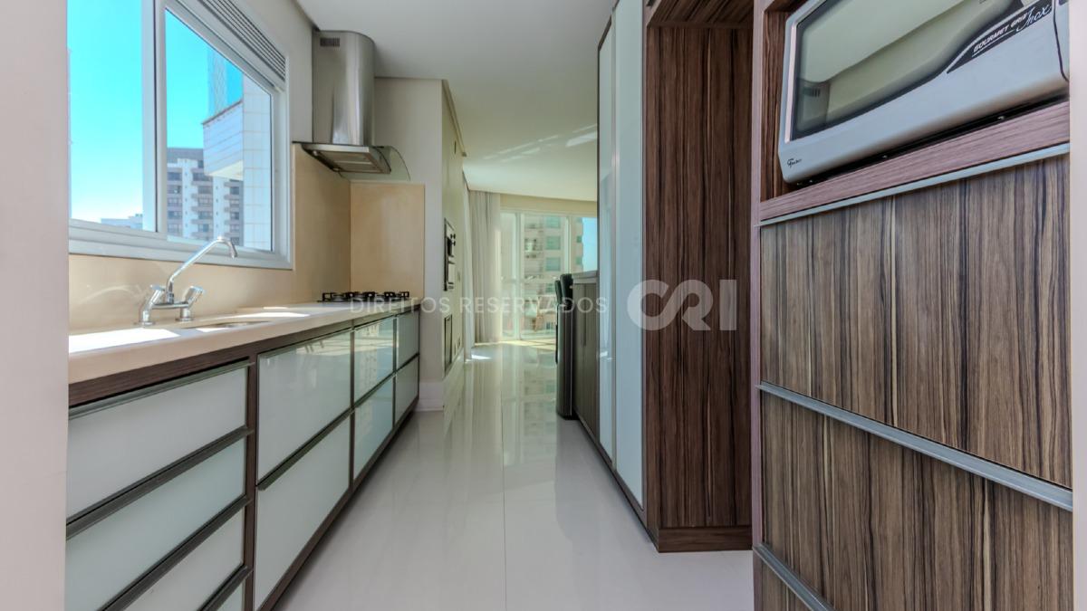 COPA: Apartamento com 3 Suítes no Dolce Vitta no Centro de Balneário Camboriú