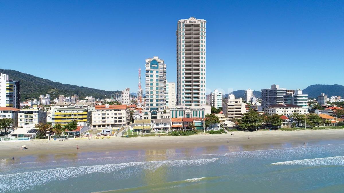 Apartamento com 4 Suítes no Palais Royal em Balneário Perequê Porto Belo