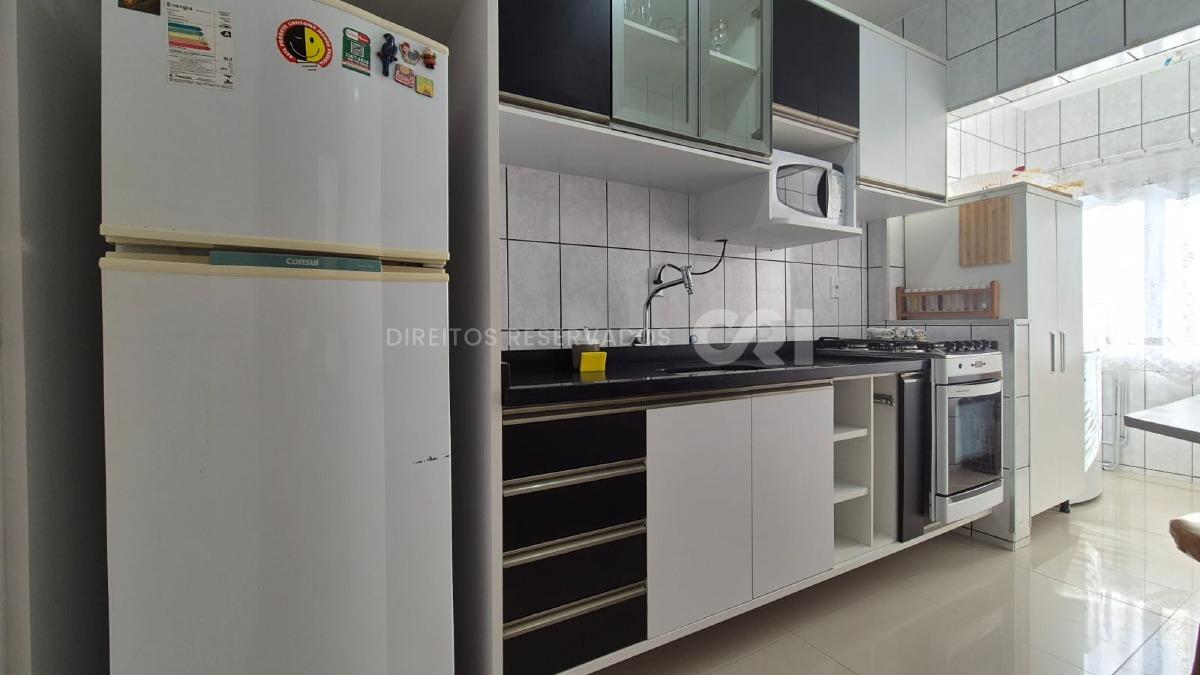 COPA: Apartamento com 2 Quartos no Residencial Anelise no Centro de Balneário Camboriú