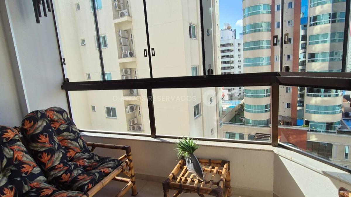 COPA: Apartamento com 2 Quartos no Residencial Anelise no Centro de Balneário Camboriú