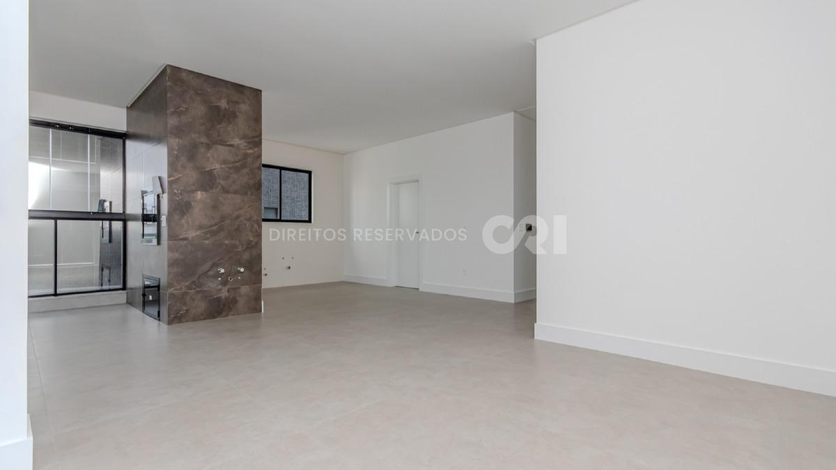 Apartamento 127m² com 3 Suítes no Edifício Jardim Itália na Meia Praia em Itapema