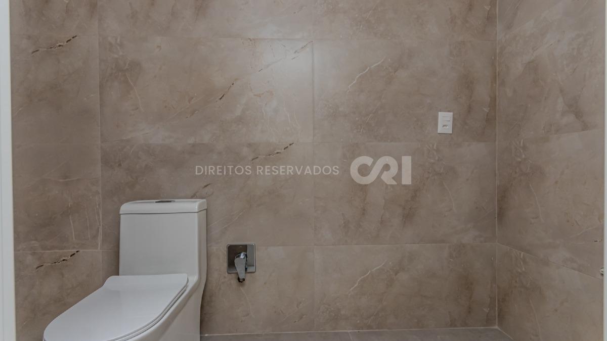 Apartamento 127m² com 3 Suítes no Edifício Jardim Itália na Meia Praia em Itapema