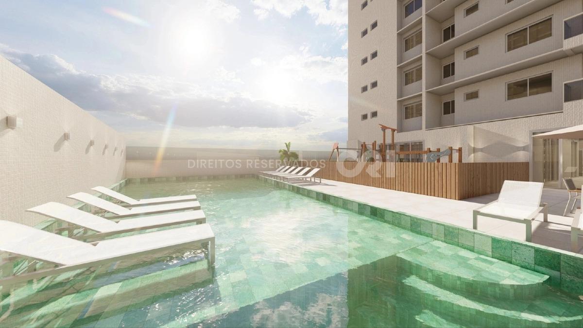 Apartamento com 3 Suítes no Adonai Residence na Meia Praia em Itapema