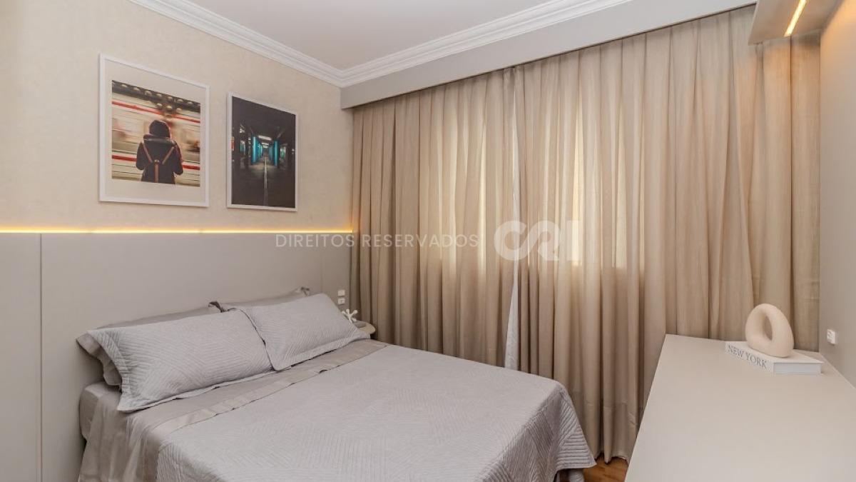 COPA: Apartamento com 03 Suítes no Edifício Atacama no Centro de Balneário Camboriú