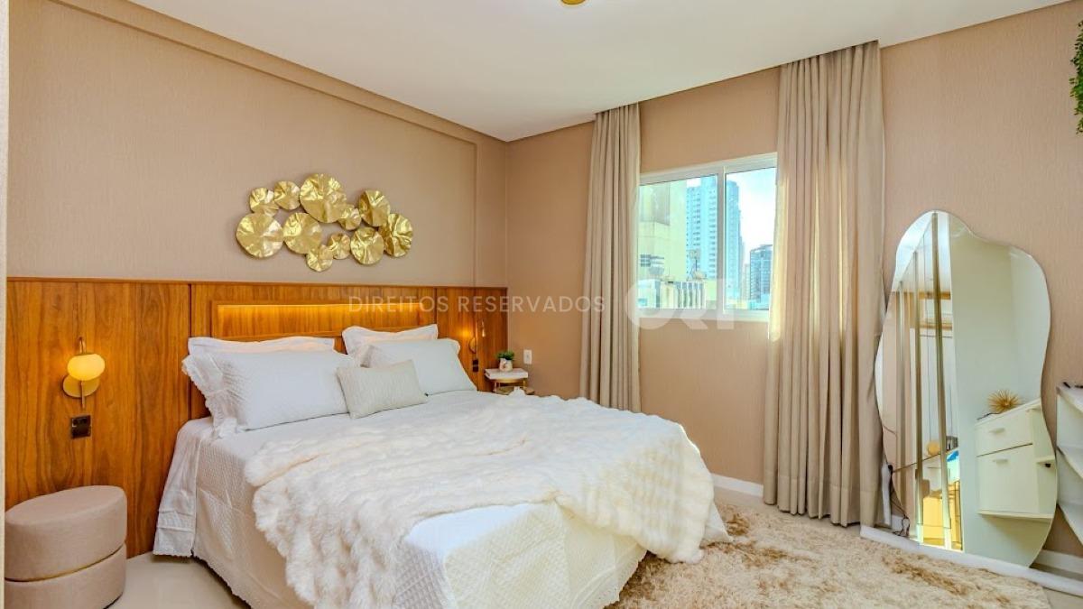 Apartamento com 03 Suítes Mobiliado no Edifício Lorena Cristina no Centro de Balneário Camboriú