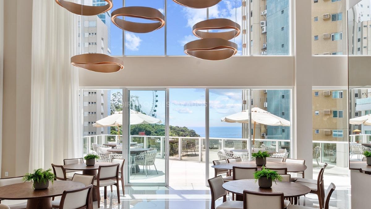 Apartamento com 4 Suítes no Skyline Tower na Barra Norte de Balneário Camboriú