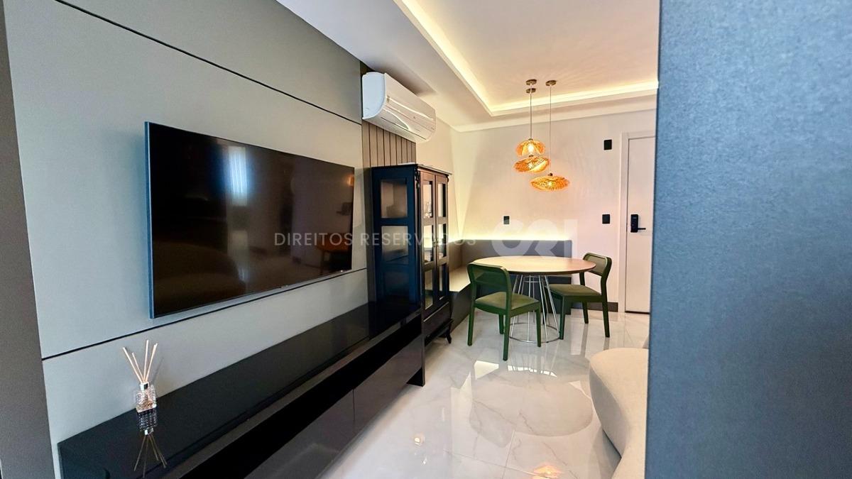 Apartamento 72m² com 2 Suítes no Edifício Magnifique em Balneário Perequê, Porto Belo