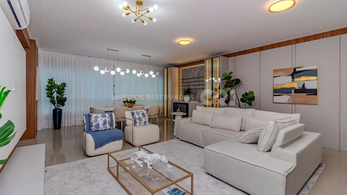 Apartamento mobiliado com 2 dormitórios no Edifício Rovere Della Luna no Centro de Balneário Camboriú