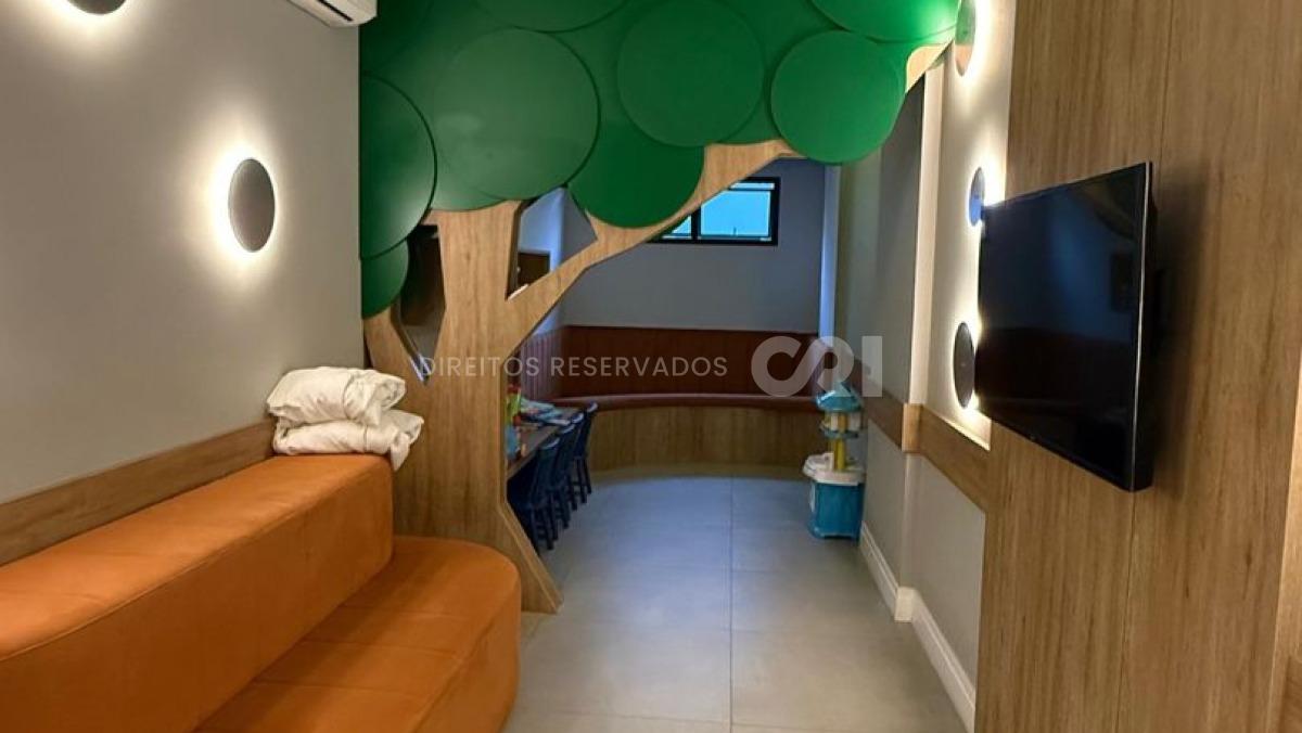 Apartamento com 3 suítes no Verita Residence na Meia Praia em Itapema