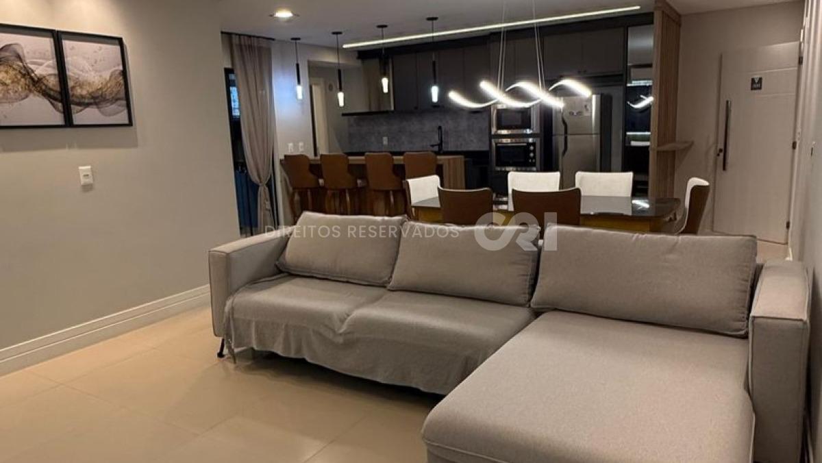 Apartamento com 3 suítes no Verita Residence na Meia Praia em Itapema