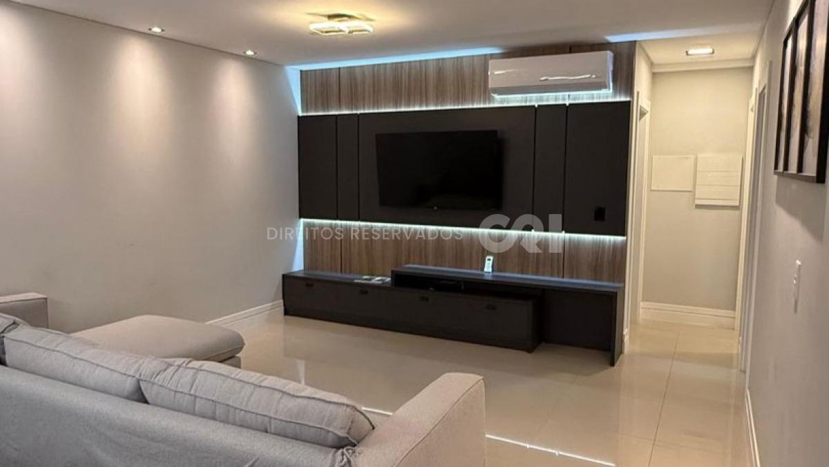 Apartamento com 3 suítes no Verita Residence na Meia Praia em Itapema