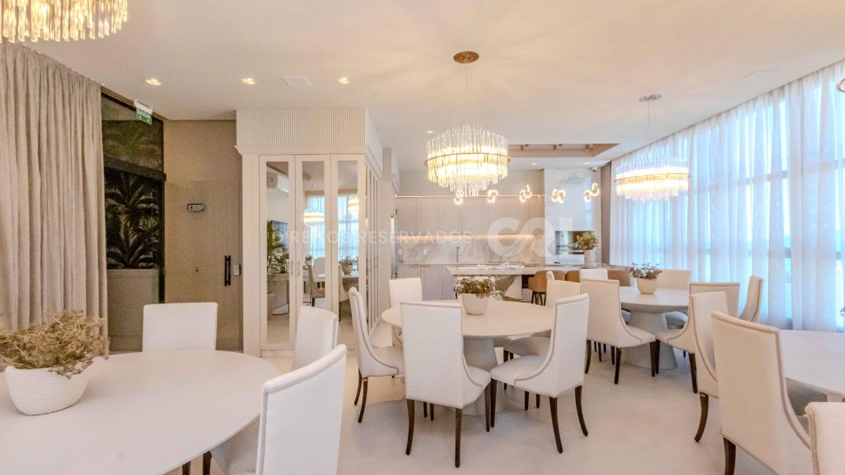 Apartamento com 2 suítes no edifício Alexandrita no Morretes em Itapema