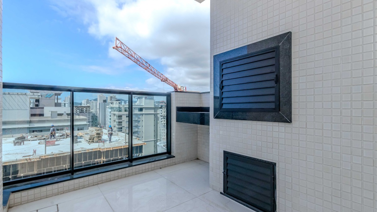  Apartamento com 2 suítes no edifício Alexandrita no Morretes em Itapema
