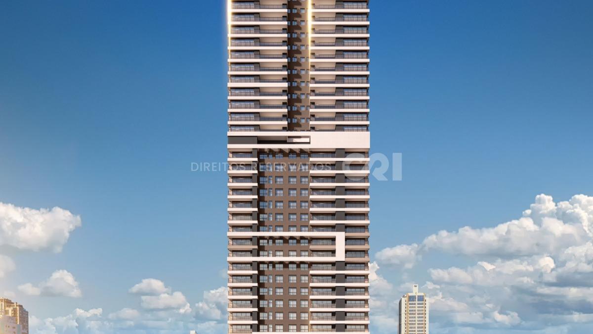 Apartamento na Planta com 4 suítes no Edifício Marena no Centro de Balneário Camboriú