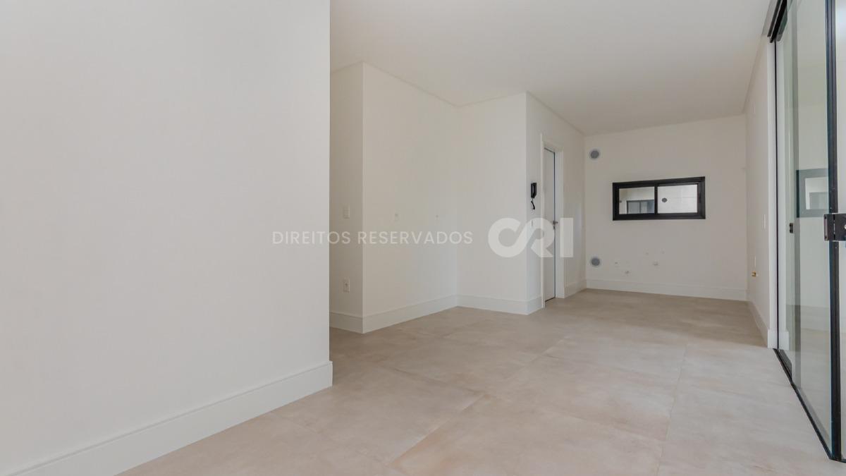  COPA: Apartamento com 3 suítes no Fiori del Mare Residenziale na Meia Praia em Itapema