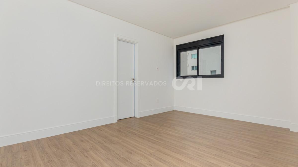  COPA: Apartamento com 3 suítes no Fiori del Mare Residenziale na Meia Praia em Itapema