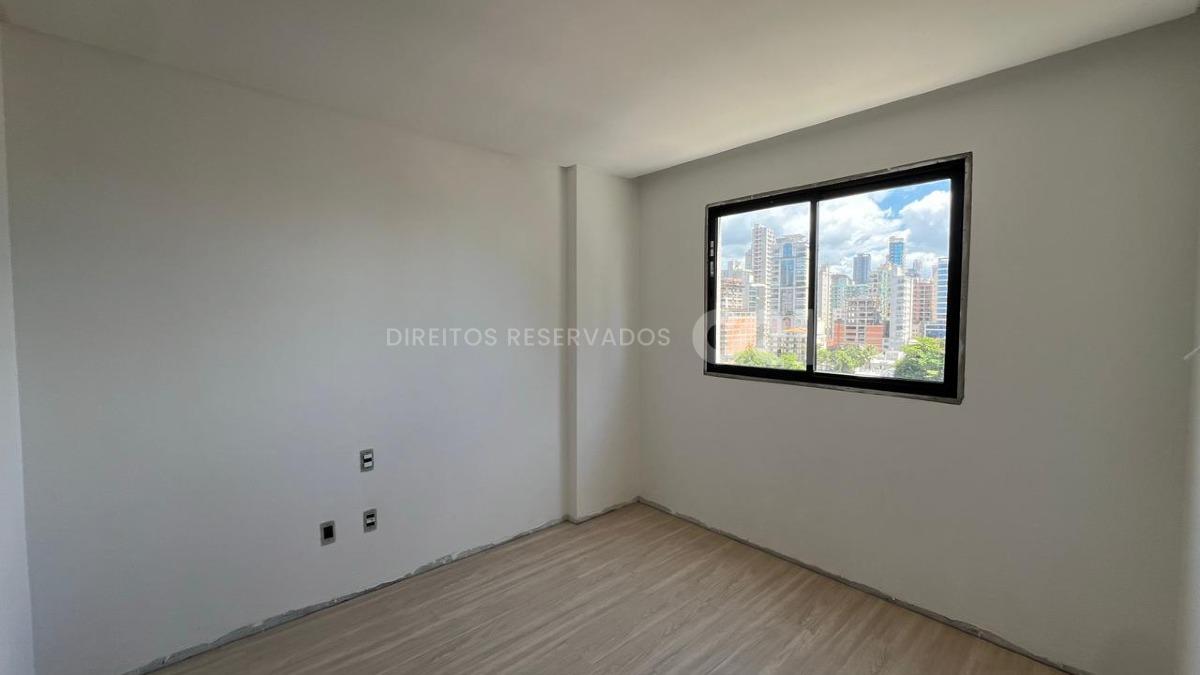 Apartamento com 3 suítes no Edifício Soltero em Balneário Perequê, Porto Belo