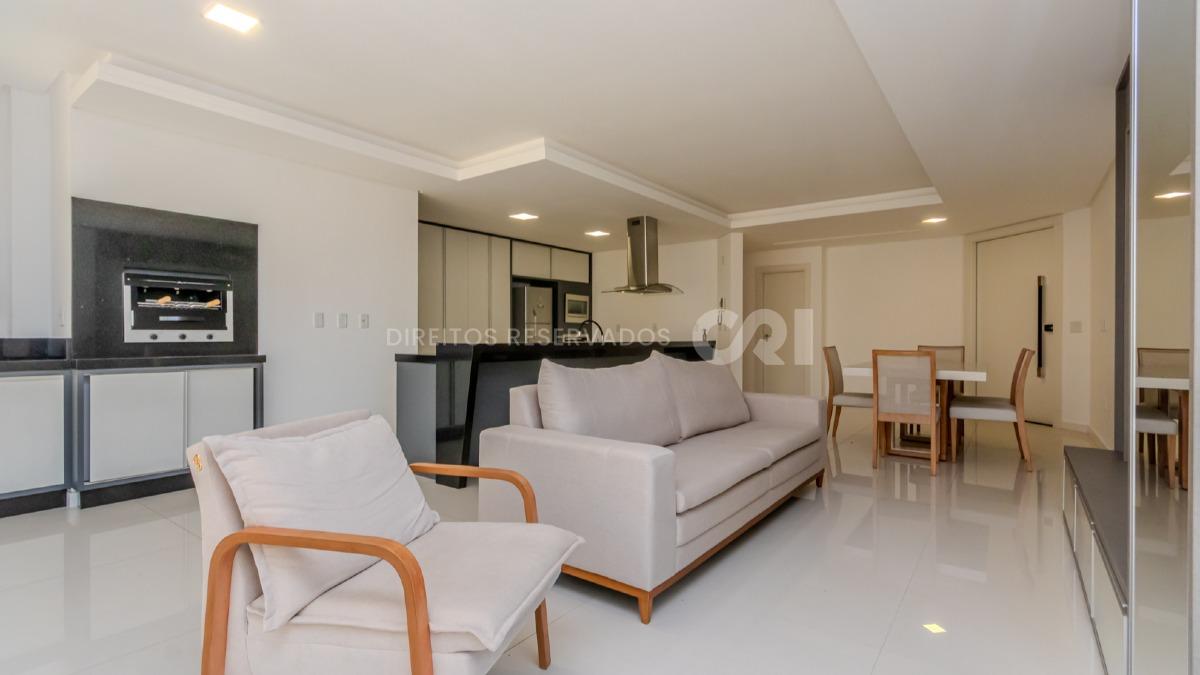 Apartamento com 4 suítes no Dubai Tower na Meia Praia em Itapema