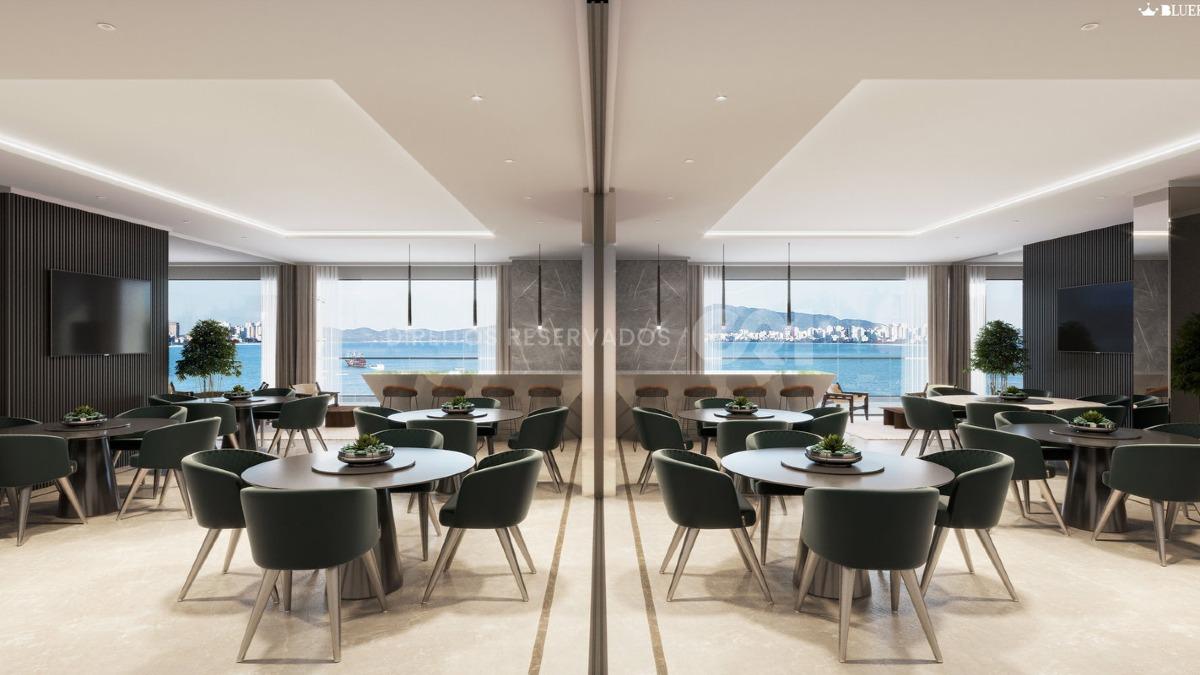 Apartamento com 4 suítes no Number One Tower Frente Mar no Centro em Itapema