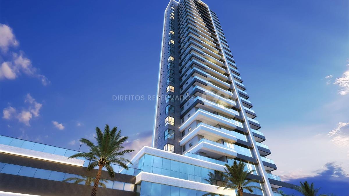Apartamento com 3 suítes no edifício Riomaggiore na Meia Praia em Itapema