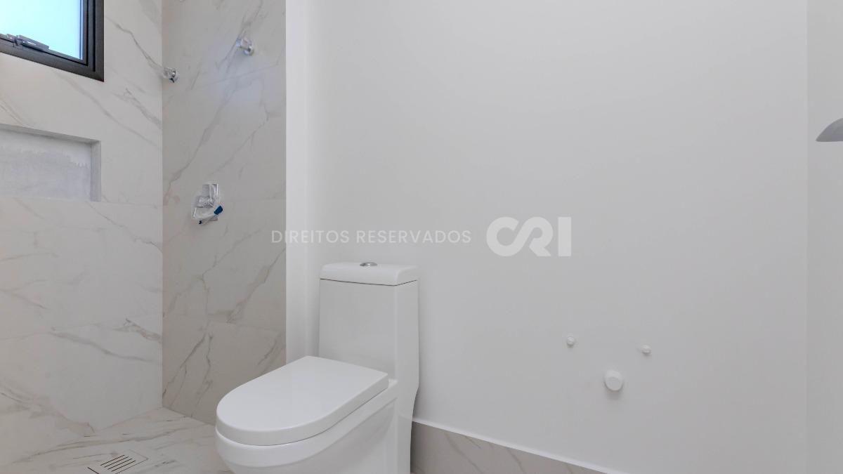 Apartamento com 4 suítes no Edifício Jardim Europa em Balneário Perequê, Porto Belo