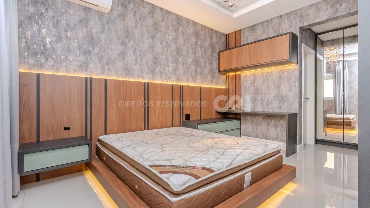 Apartamento com 4 suítes no edifício Mount Everest na Meia Praia em Itapema