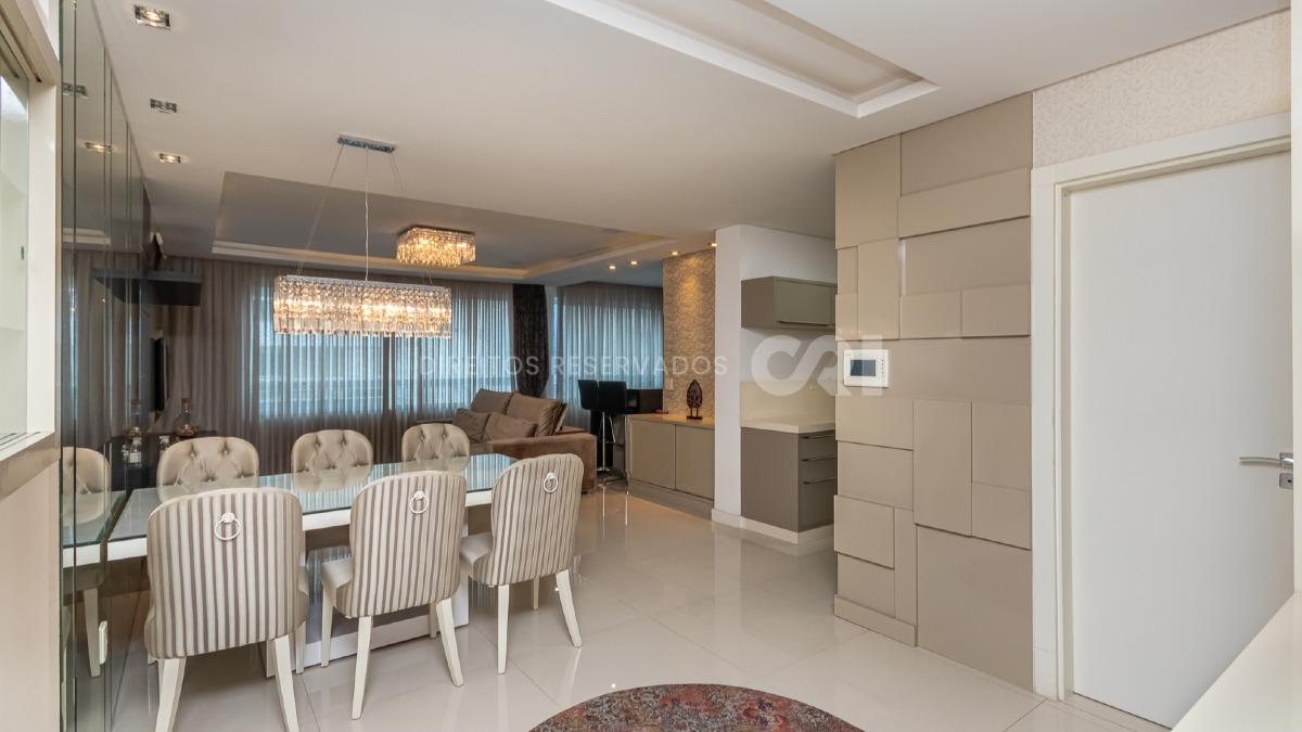 Apartamento com 3 suítes no edifício Aquarius Residence na Meia Praia em Itapema