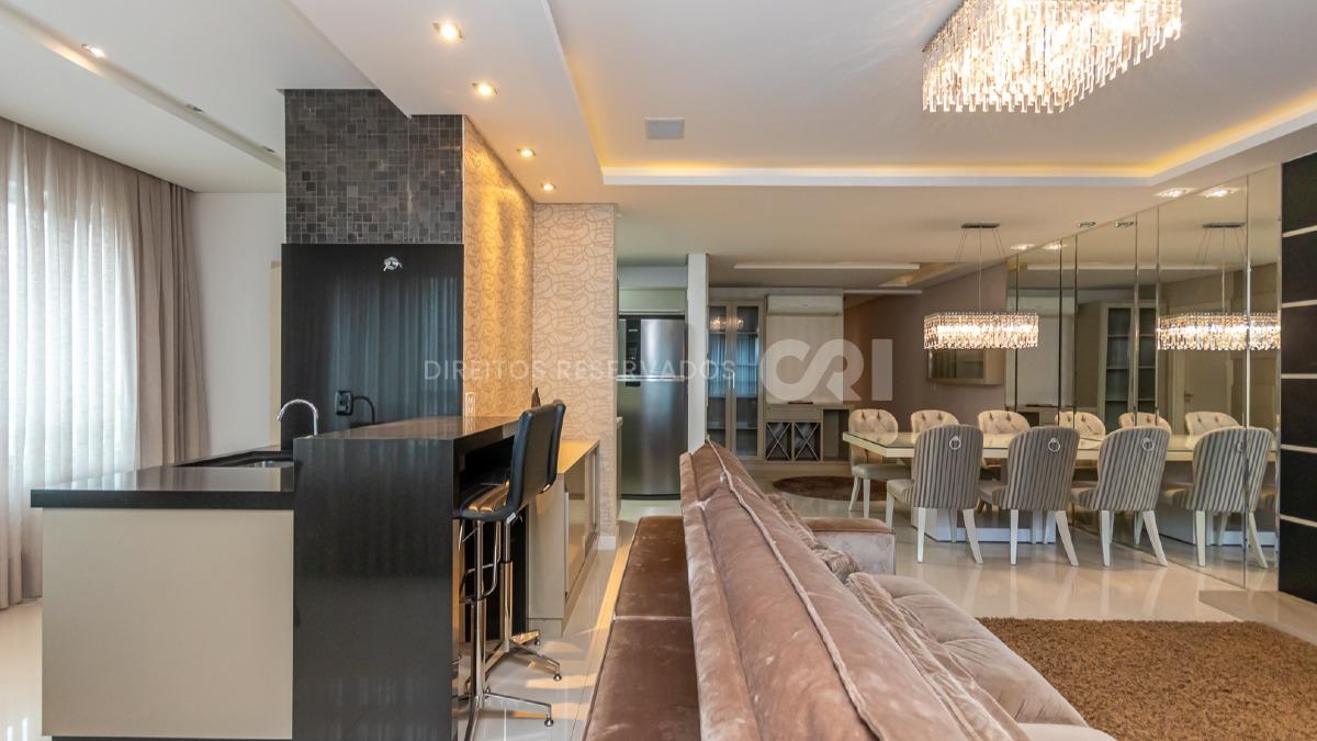 Apartamento com 3 suítes no edifício Aquarius Residence na Meia Praia em Itapema