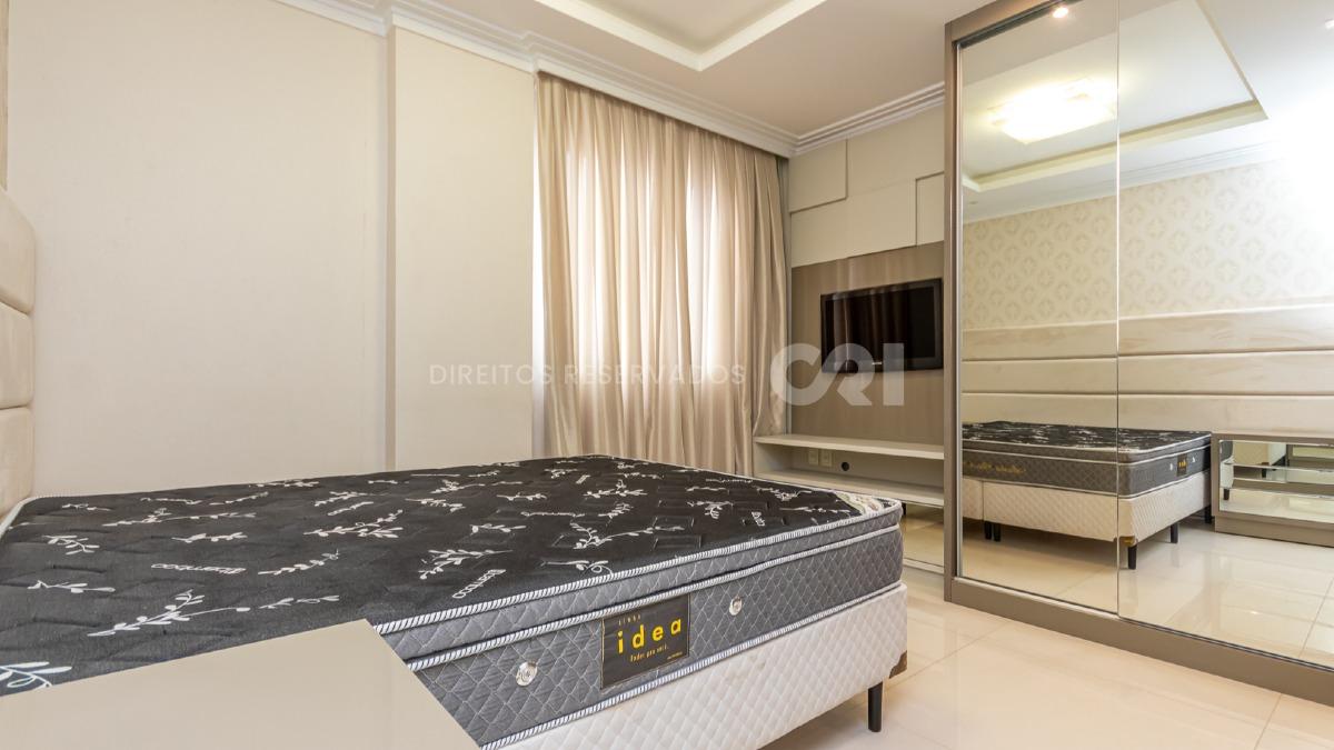 Apartamento com 3 suítes no edifício Aquarius Residence na Meia Praia em Itapema