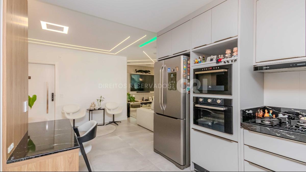 Apartamento com 3 suítes no Sole Del Mare Residenziale na Meia Praia, Itapema