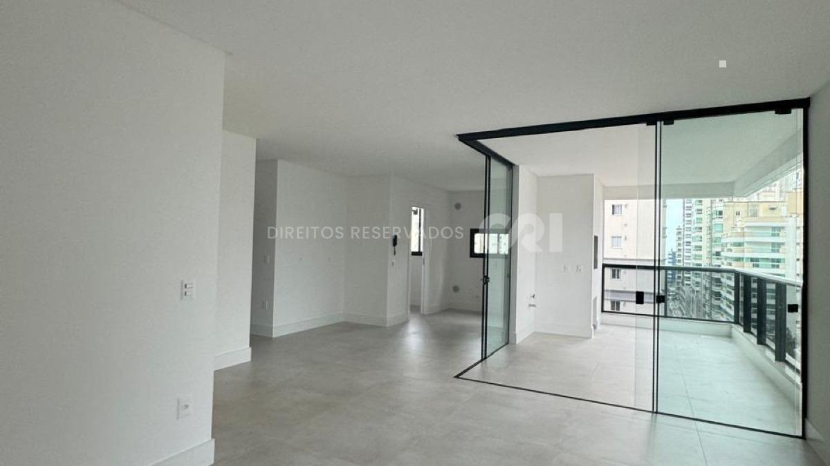 Apartamento 132m² com 3 Suítes no Edifício Fiori del Mare na Meia Praia, Itapema
