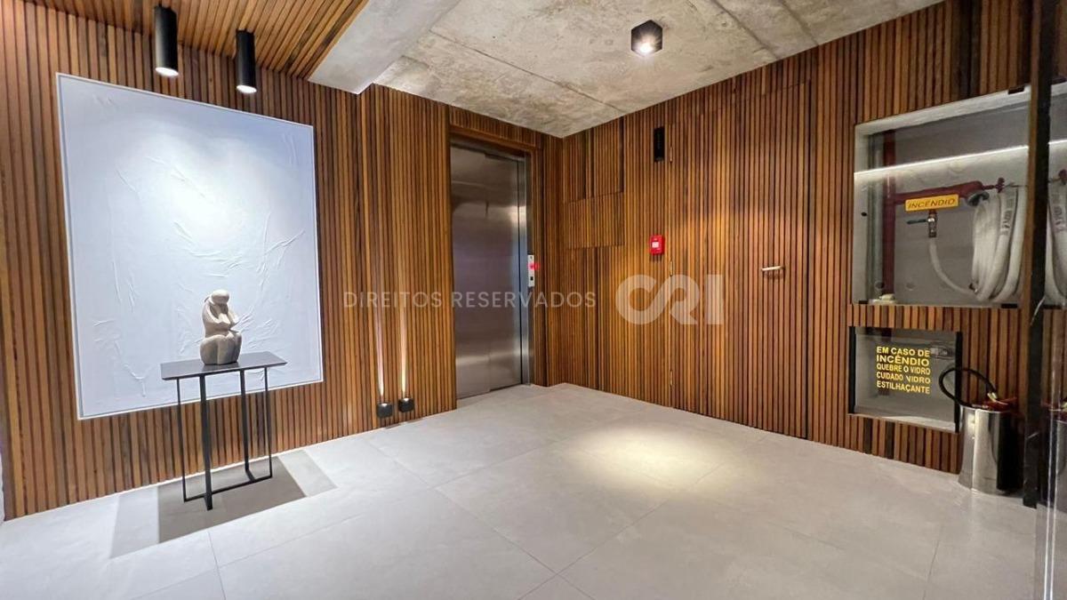Apartamento 129m² com 3 Suítes no Edifício Plenilunem na Meia Praia em Itapema