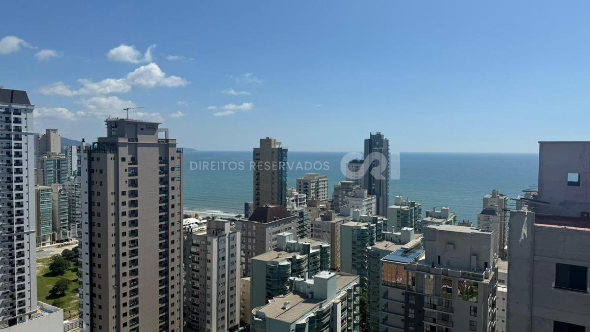 Apartamento 129m² com 3 Suítes no Edifício Plenilunem na Meia Praia em Itapema