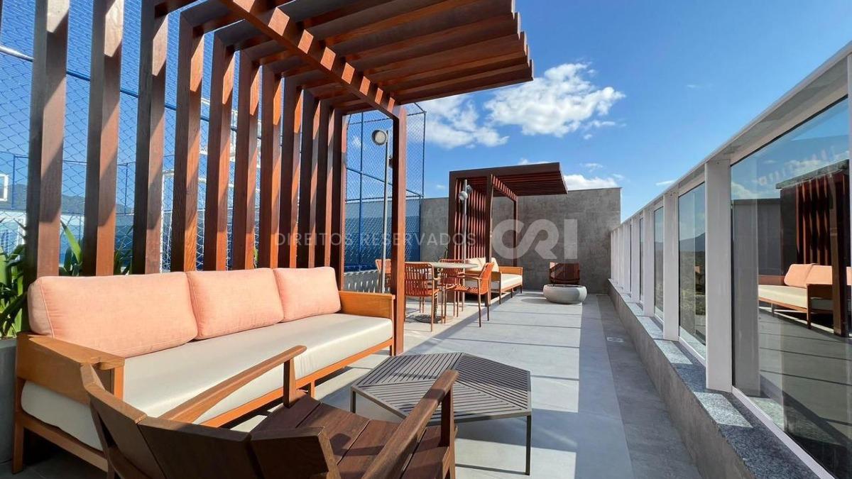 Apartamento 129m² com 3 Suítes no Edifício Plenilunem na Meia Praia em Itapema