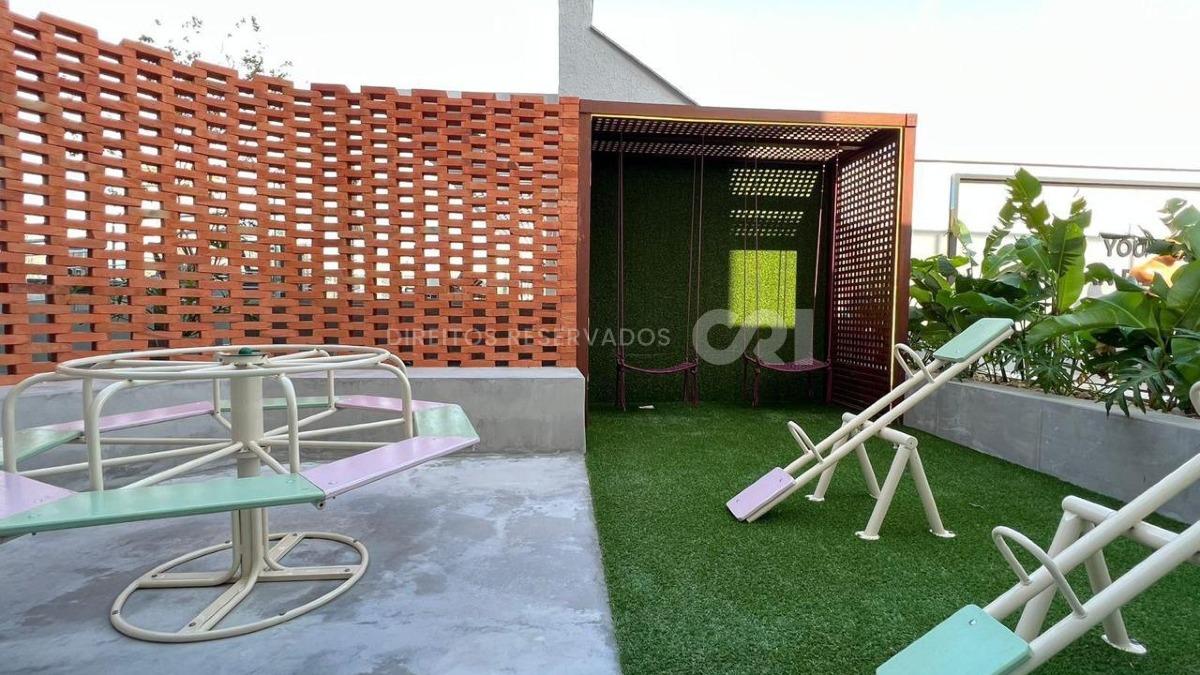 Apartamento 129m² com 3 Suítes no Edifício Plenilunem na Meia Praia em Itapema