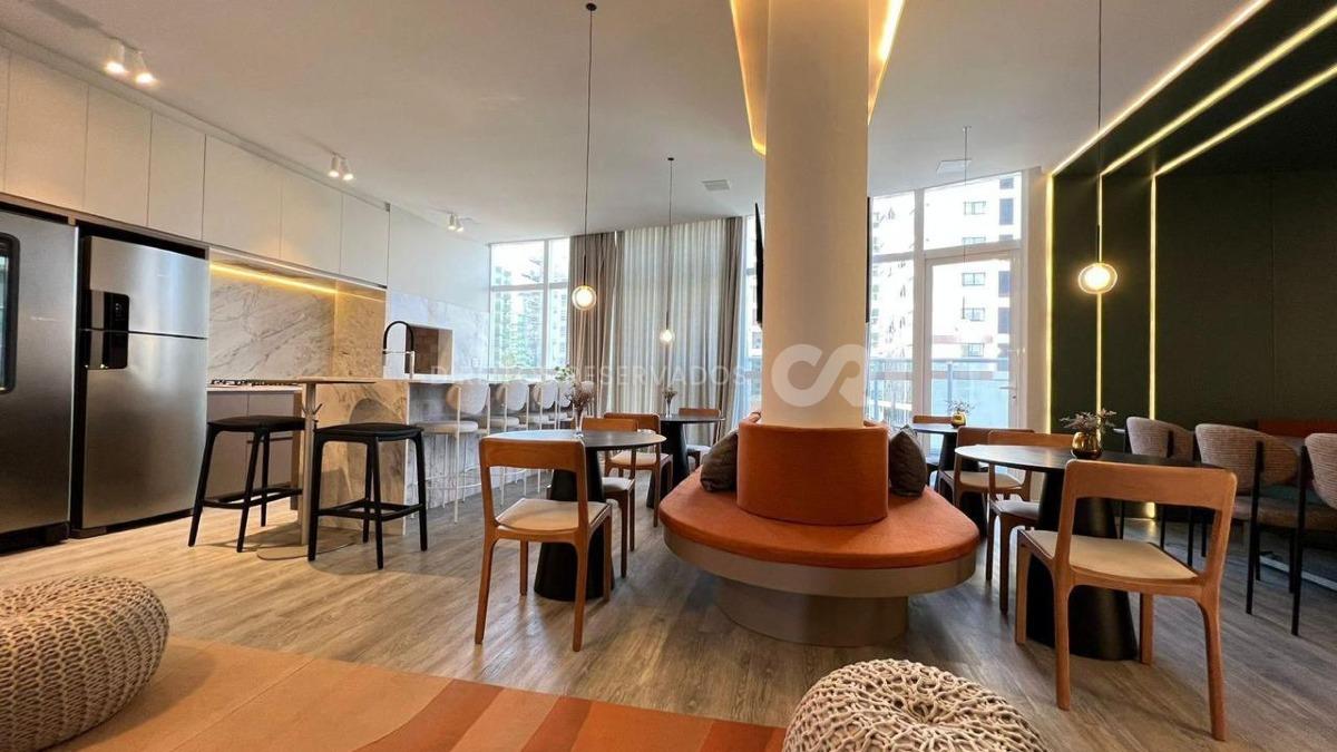 Apartamento 129m² com 3 Suítes no Edifício Plenilunem na Meia Praia em Itapema