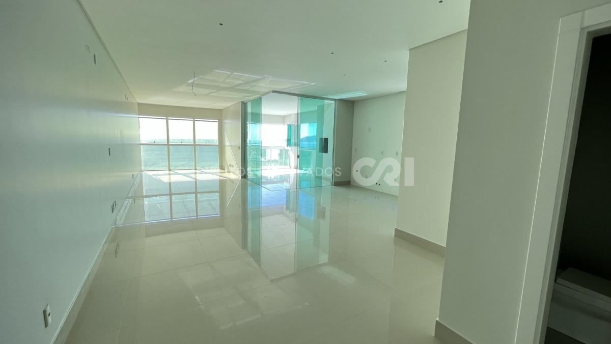 Apartamento a venda no Palazzo Del Mare com 04 Suítes na Meia Praia em Itapema