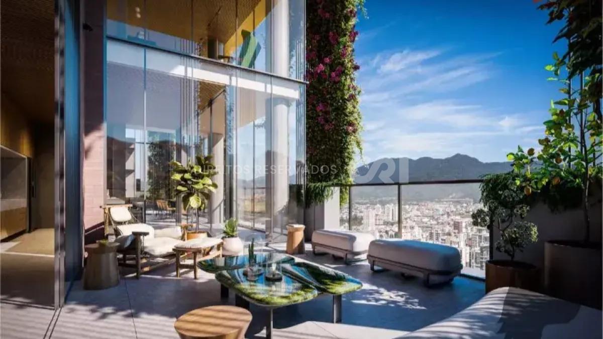 Apartamento com 4 suítes no Edifício Vitreo 271 na Meia Praia em Itapema