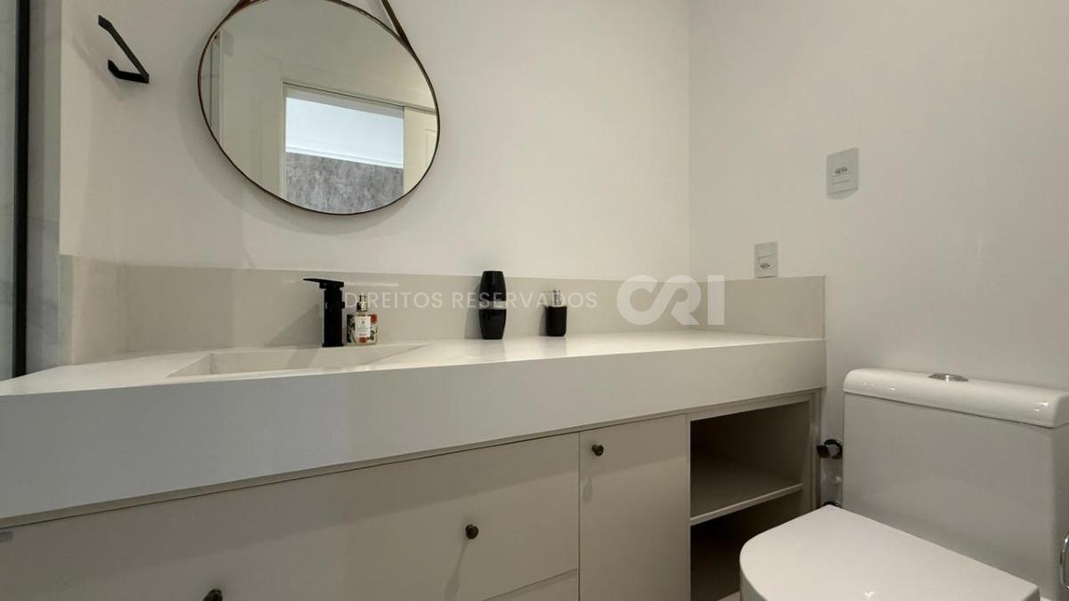 Apartamento 180m² com 4 Suítes no Edifício Noah na Meia Praia em Itapema